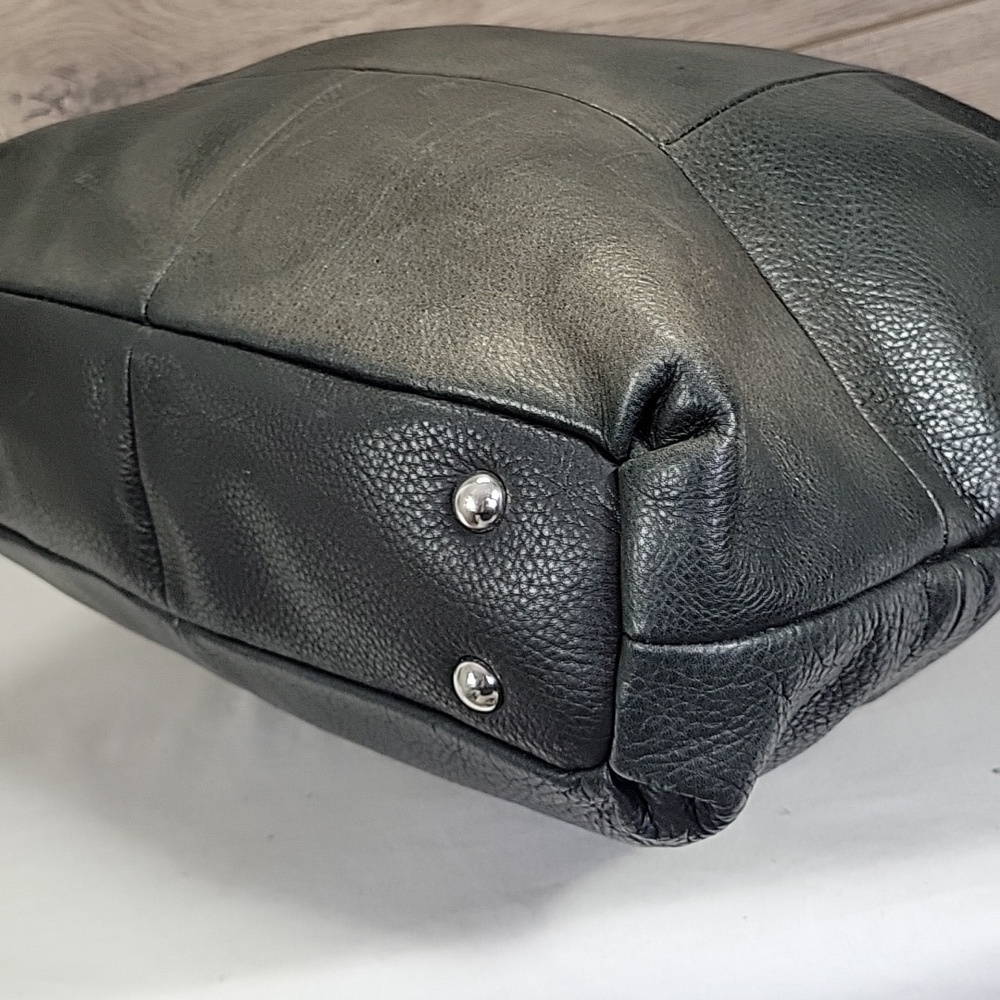 B.Makowsky Black Leather Shoulder Bag - Picture 7 of 13